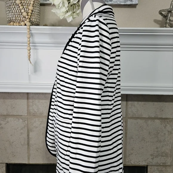 Women's Investments Striped Blazer Size 14 - Picture 3 of 6